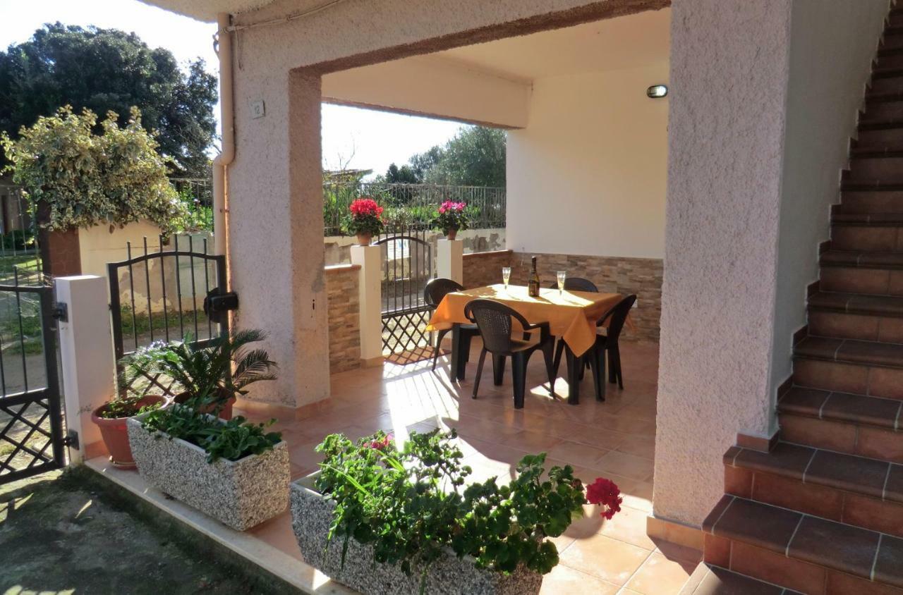 Appartamento Al Mare Via Delle Mimose Bari Sardo Exterior photo